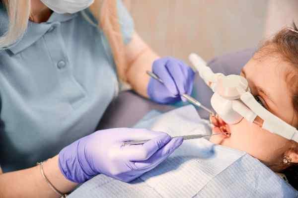 emergency dentist in Derby