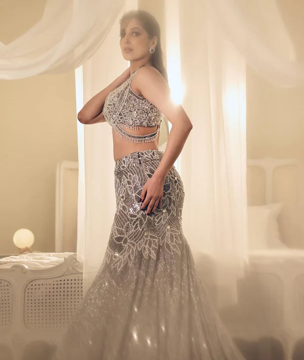 engagement gowns in delhi