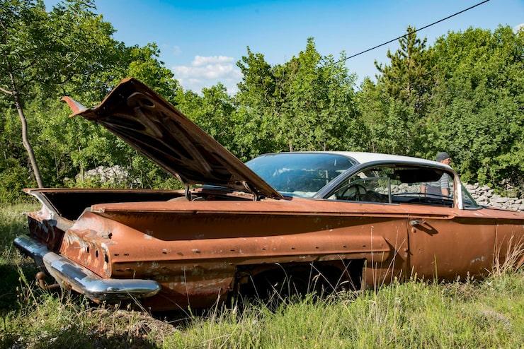 Scrap-Car-Removal-In-Dearborn-MI