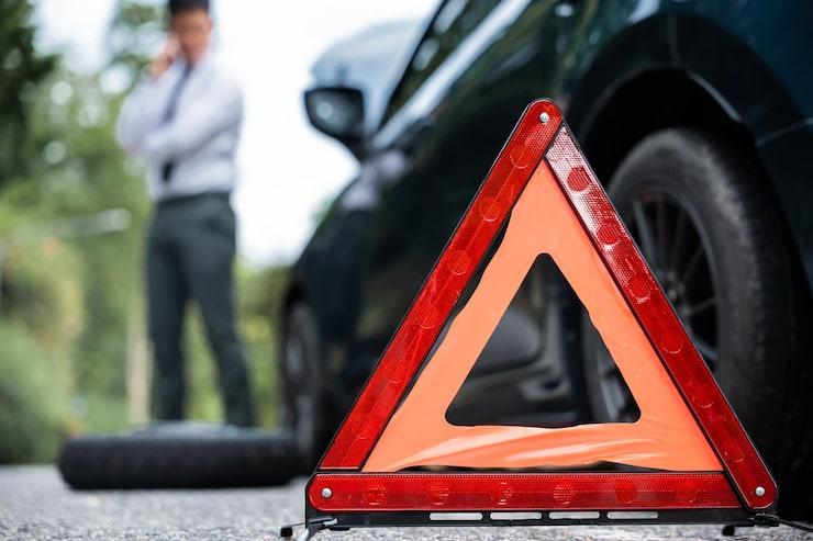 Roadside-Assistance-in-Newington-CT