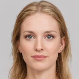 Lena Hoffmann