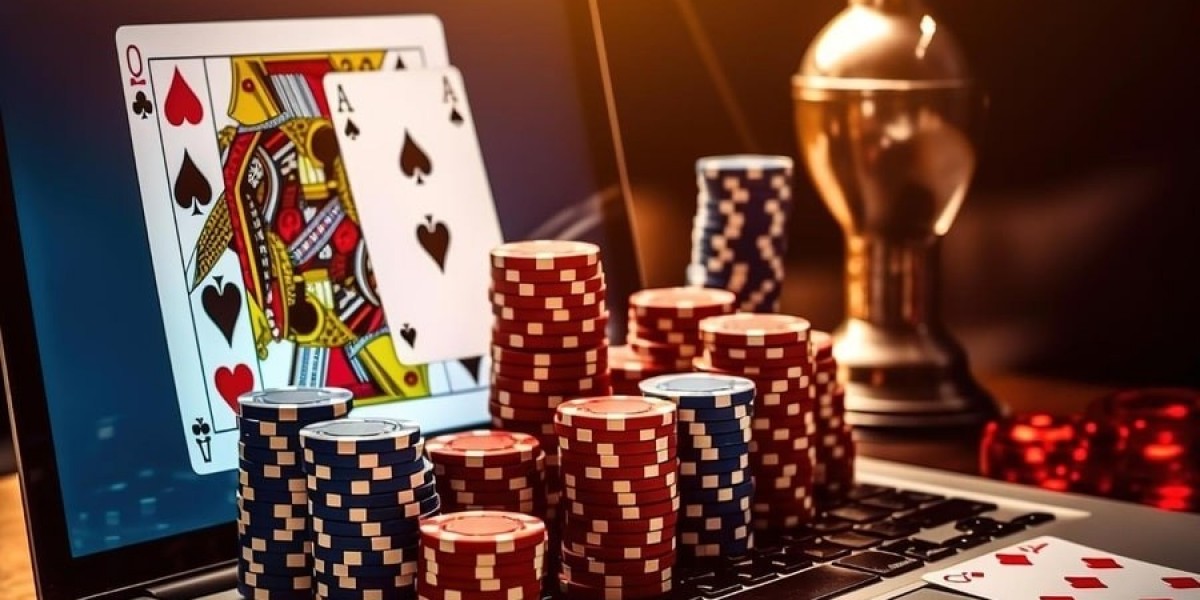 Rolling the Dice Online: The Ultimate Guide to Casino Sites' Lure and Lore