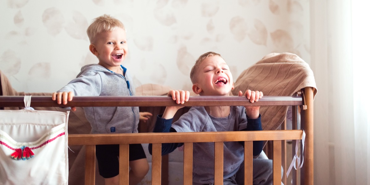 The Ultimate Guide to Choosing the Best Crib for Your Baby